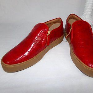 NWOT Volatile Red Slip-On Textured Zip Up Loafers Women's Size 6